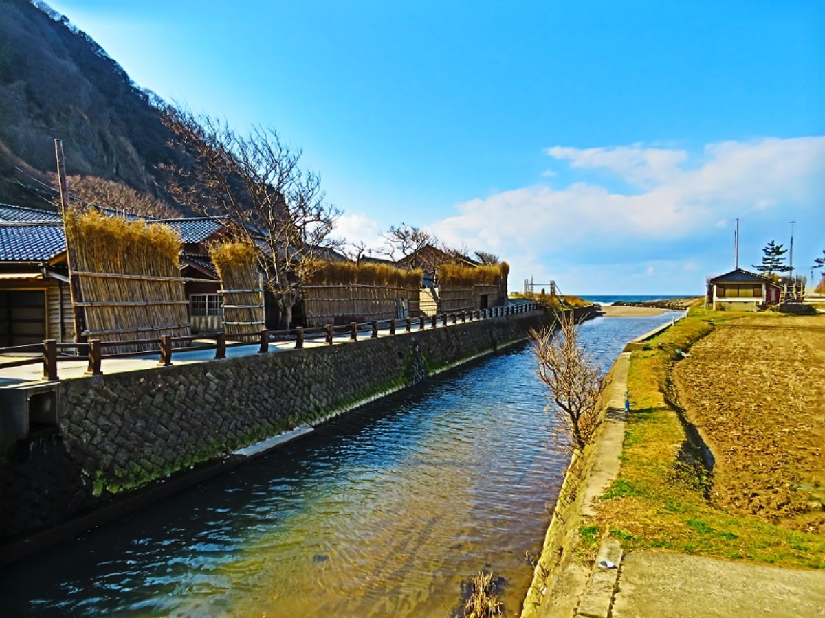 上大沢（間垣の里）（輪島市上大沢町） 輪島フィルムコミッション